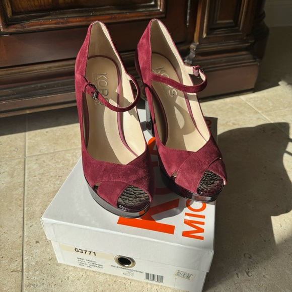 Michael Kors | Padova Platform Heels  Burgundy Suede Patent Size 10 New in Box!! - Picture 8 of 14